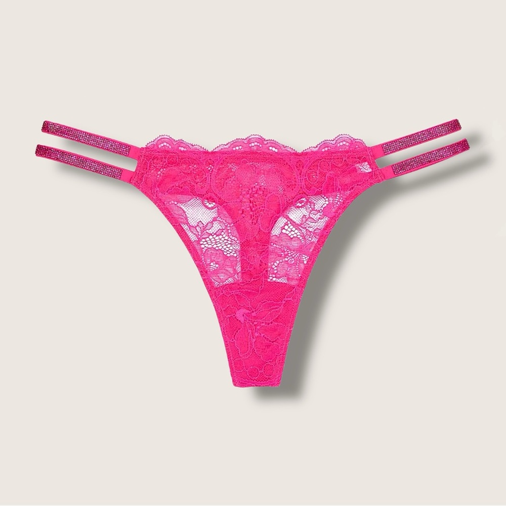 Victoria’s Secret Thong Panty Medium New